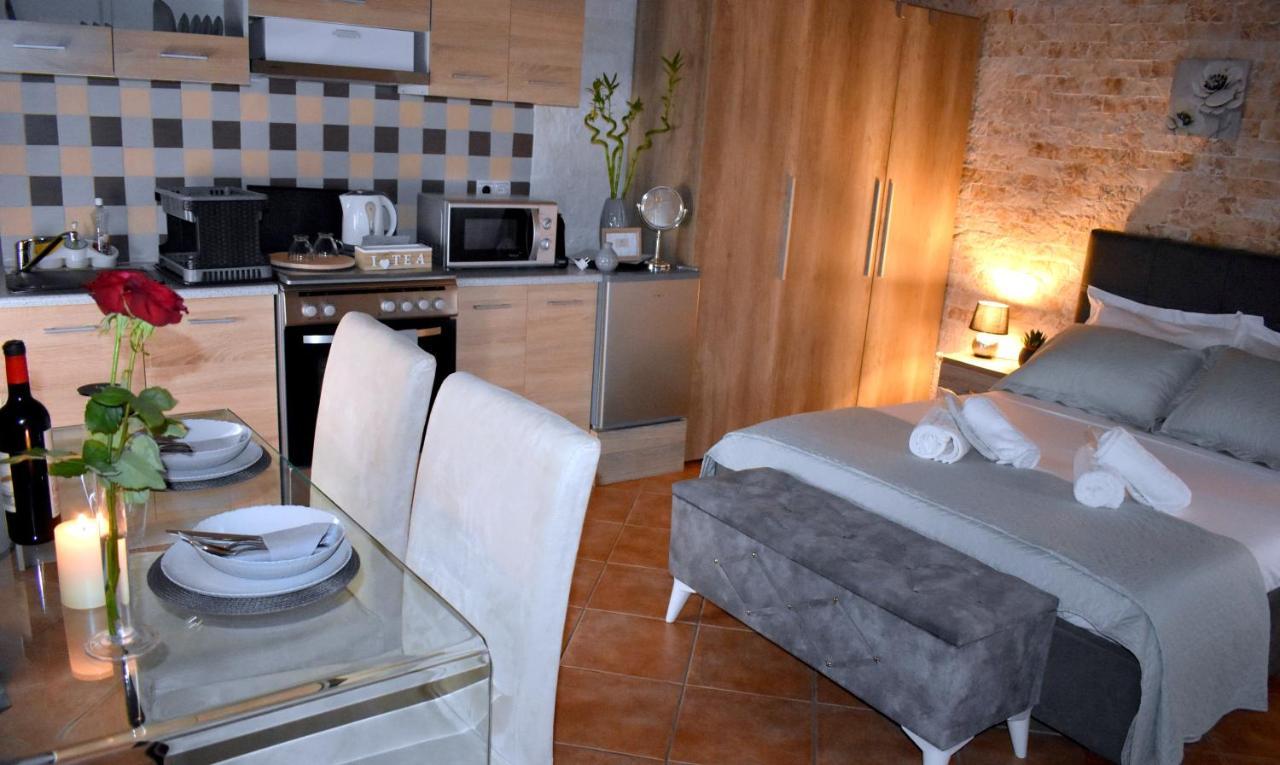 Harmony Apartment Lavrion Exterior photo